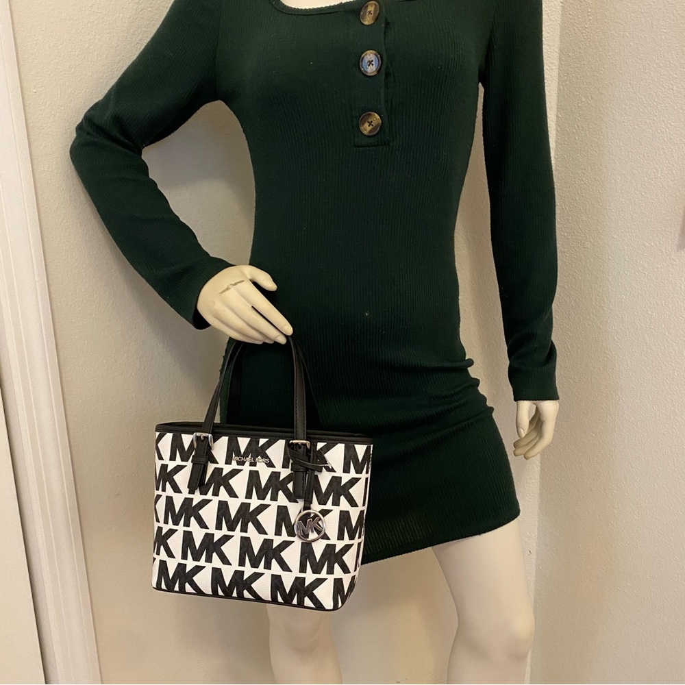 New Michael Kors jet set carryall xs tote convertible crossbody bag - Picture 11 of 13